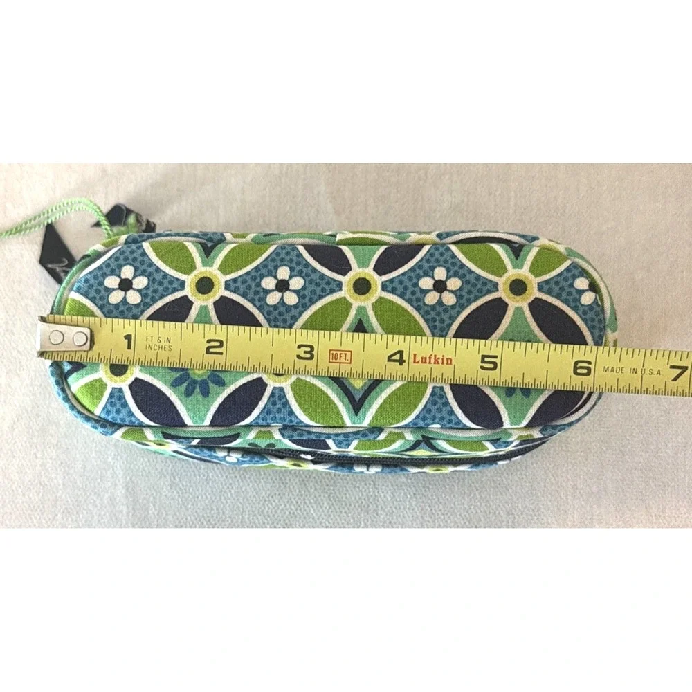 Vera Bradley Daisy Daisy Deep Zippered EYE/SUNGLASS CASE - New with Tag NWT